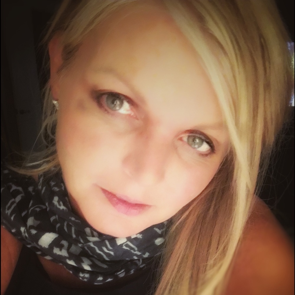 Meet your Posher, Dawn